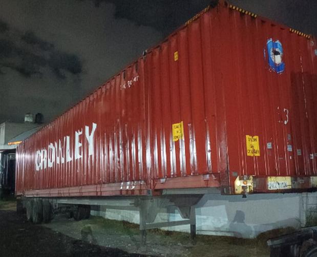Asegura PGJE contenedor con reporte de robo en Veracruz